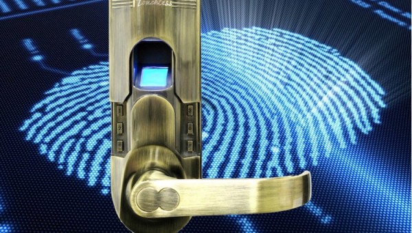 Une serrure biométrique de porte d'entrée est-elle efficace ?