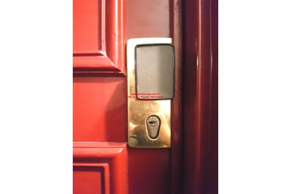 poignee multlock exterieure