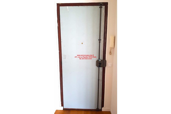 tole brut + serrure 3 points