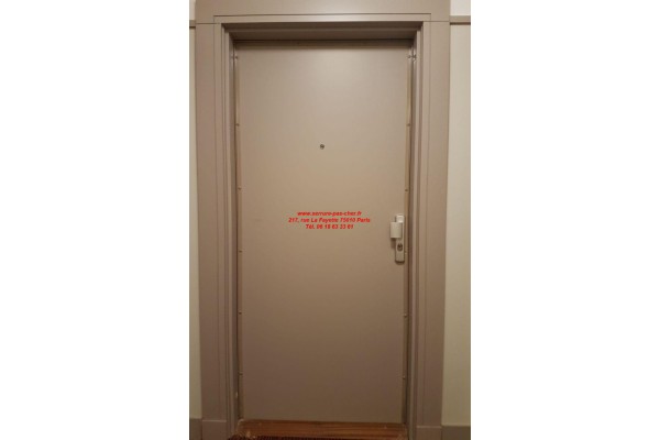 poignee blindee et corniere couleure