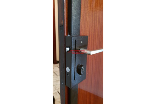 serrure reel gauche