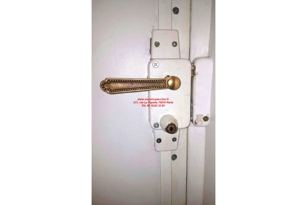 serrure izis verticale a fouillot