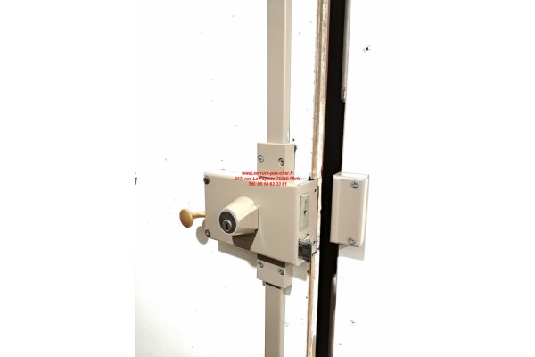 serrure vachette 3 points multilock