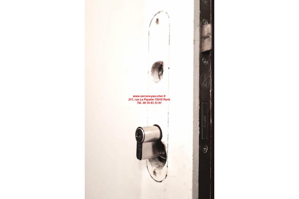 cylindre bricard serial 30x40